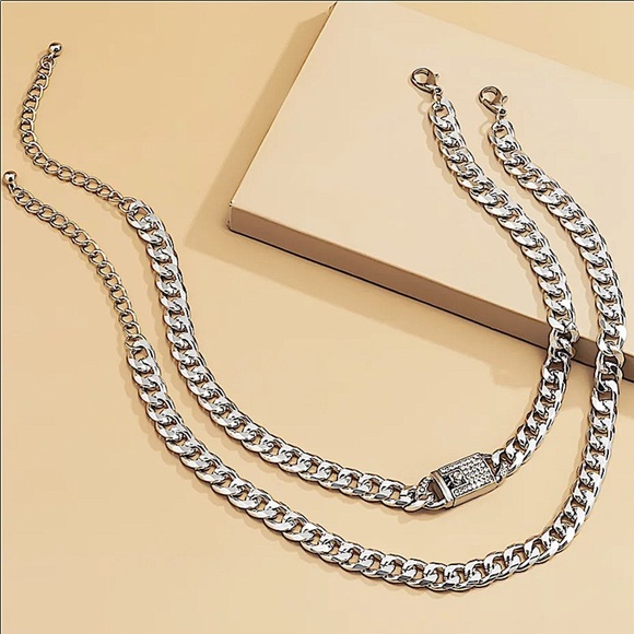 Silver Lock Zircon Choker Multilayered Choker - Picture 4 of 5